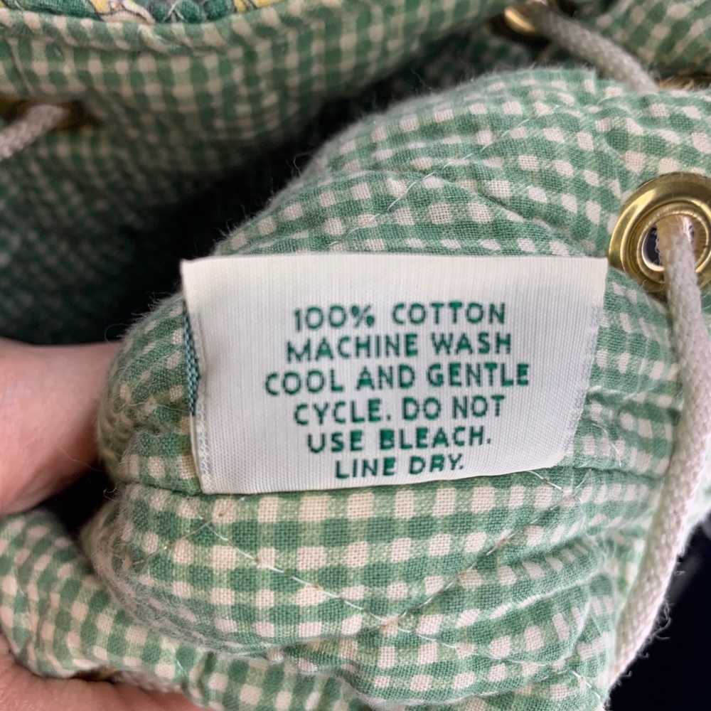 ⭐️VERA BRADLEY Drawstring Backpack⭐️ - Picture 12 of 13